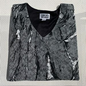 Chico’s Design Black & White Long Sleeve Blouse